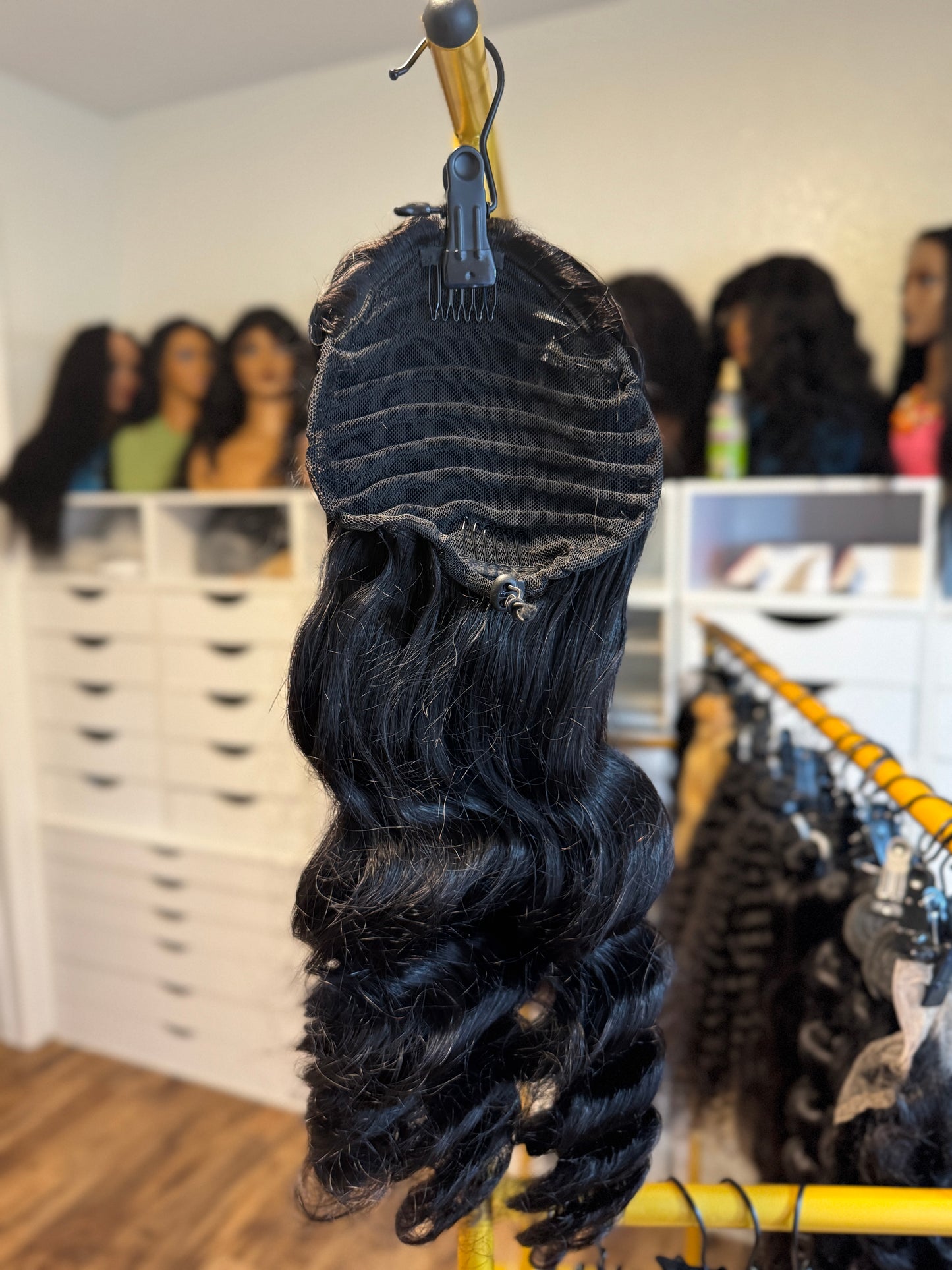 Body Wave Bouncy Drawstring Ponytail