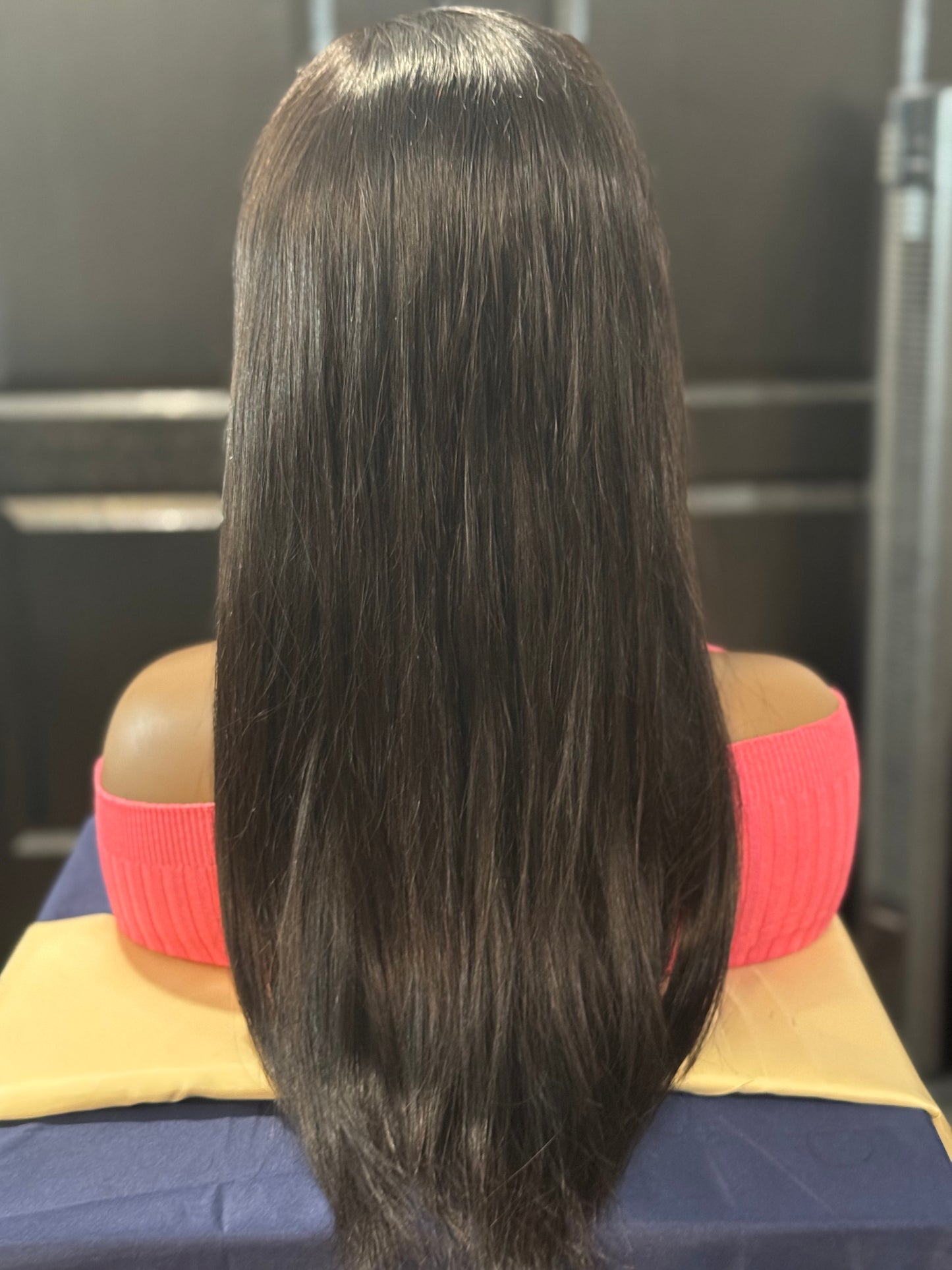 5 x 5 Hd Lace Front Straight Wig 18 Inch 210% Density